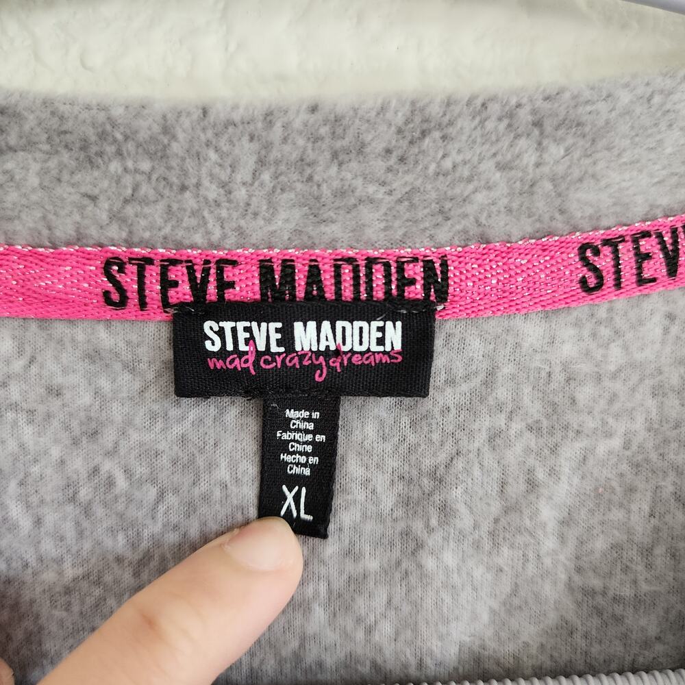 Steve Madden 2-Piece Microfleece Plaid Pajama Set - Picture 3 of 11